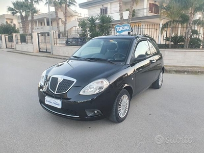 Lancia Ypsilon 1.2 Benz. 60cv (44 KW) Restayling