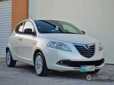 Lancia Ypsilon 1.2 benzina 70cv