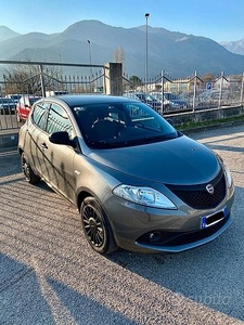 LANCIA Ypsilon 1.2 GPL NEOPATENTATI