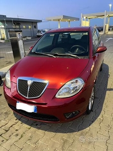 Lancia ypsilon