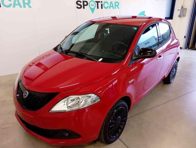 Lancia Ypsilon 1.0 FireFly