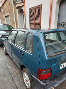 Usato 1992 Fiat Uno 1.1 Benzin 56 CV (3.500 €)