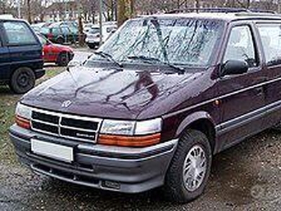 Usato 1993 Chrysler Voyager Benzin (1.500 €)