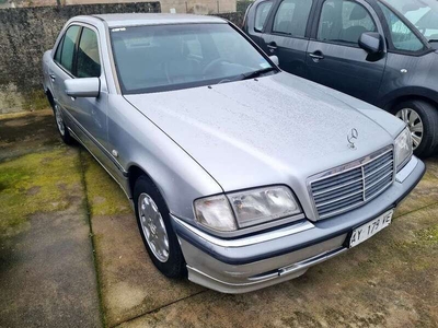 Usato 1998 Mercedes C220 2.1 Diesel 125 CV (1.500 €)