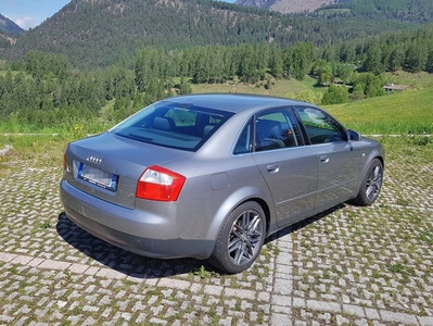 Usato 2001 Audi A4 2.5 Diesel 180 CV (6.900 €)