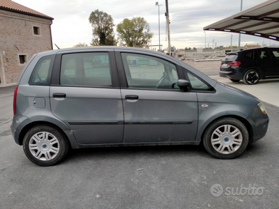 Usato 2005 Fiat Idea Diesel (2.800 €)