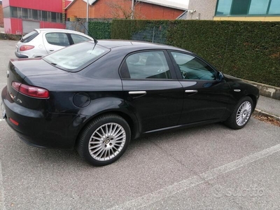 Usato 2007 Alfa Romeo 159 1.9 Diesel 150 CV (3.650 €)