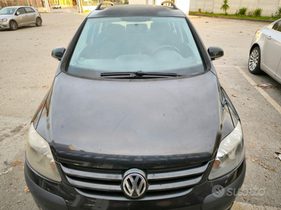 Usato 2007 VW Golf Plus 1.6 Benzin (5.000 €)