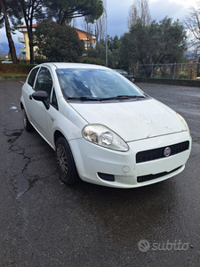 Usato 2009 Fiat Grande Punto 1.2 Benzin 65 CV (6.550 €)