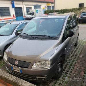 Usato 2009 Fiat Multipla 1.6 CNG_Hybrid 103 CV (2.000 €)