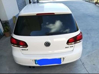 Usato 2009 VW Golf VI 2.0 Diesel 140 CV (5.000 €)