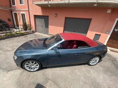 Usato 2010 Audi A5 Cabriolet 2.0 Benzin 211 CV (17.999 €)