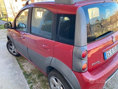 Usato 2011 Fiat Panda Cross 1.2 Diesel 69 CV (8.000 €)