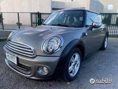 Usato 2012 Mini ONE 1.6 Benzin 99 CV (8.500 €)