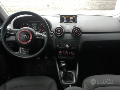 Usato 2013 Audi A1 Sportback 1.2 Benzin 86 CV (12.500 €)