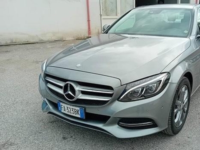 Usato 2015 Mercedes C220 Benzin (19.800 €)