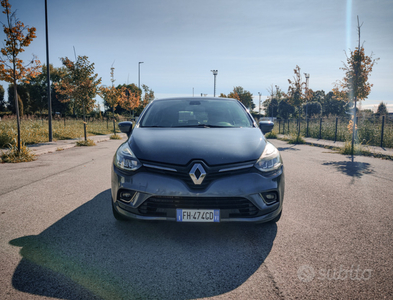 Usato 2017 Renault Clio IV 0.9 Benzin 90 CV (10.000 €)