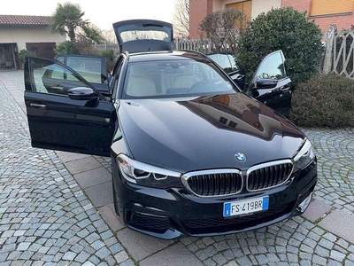 Usato 2018 BMW 520 2.0 Diesel 190 CV (27.500 €)