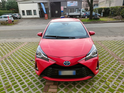 Usato 2018 Toyota Yaris Hybrid El_Hybrid (13.600 €)