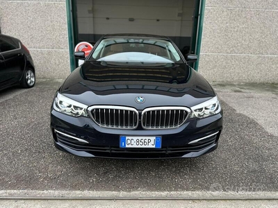 Usato 2020 BMW 530 2.0 El_Benzin 184 CV (44.999 €)