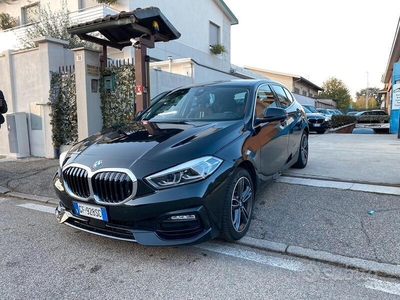 Usato 2021 BMW 118 1.5 Benzin 136 CV (24.500 €)