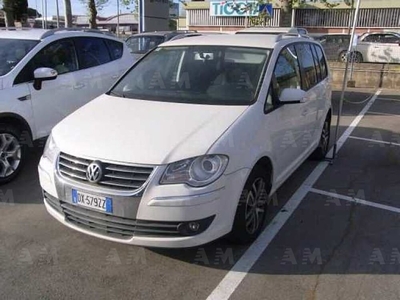 Volkswagen Touran 16V TDI DSG Highline del 2009 usata a Poggibonsi