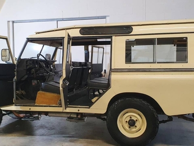 1971 | Land Rover 109