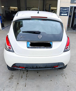 2012 Lancia Ypsilon 3 serie Gold