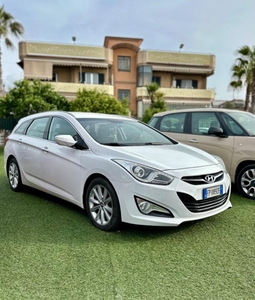 2013 HYUNDAI i40