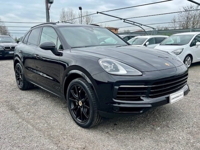 2018 PORSCHE Cayenne