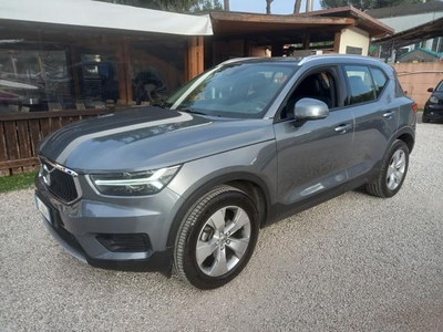 2018 VOLVO XC40