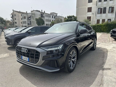 Audi Q8 50 TDI quattro Tiptronic S-line 210 kW