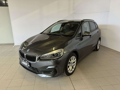 BMW 225 Active Tourer xe xDrive 165 kW