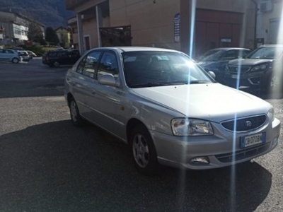 Hyundai Accent 1.3i 12V cat 5 porte GL usato