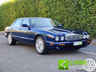 Jaguar XJ8 3.5 V8 cat my 03 usato