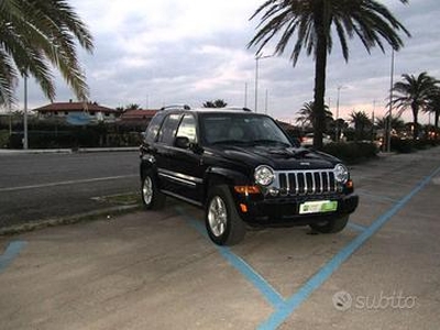 JEEP Cherokee 2.8 CRD Limited condizioni perfet