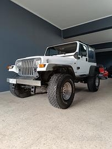 Jeep Wrangler 4.0 GPL