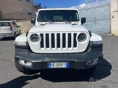 Jeep wrangler unlimited 2.2. mtj sahara