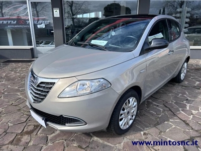 Lancia Ypsilon 0.9 TwinAir 85 CV 5 porte S&S DFN Platinum usato