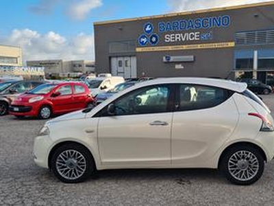 Lancia Ypsilon 0.9 TwinAir 85 CV 5 porte S&S S