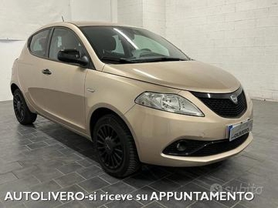 LANCIA Ypsilon 1.0 FireFly Hybrid Ecochic Gold-P