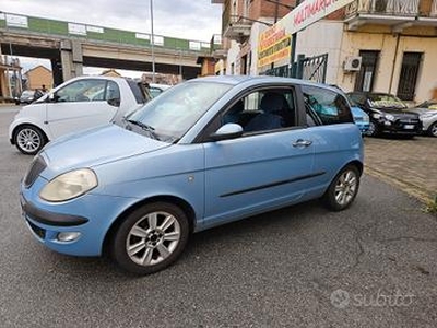 Lancia Ypsilon 1.2 16V Argento