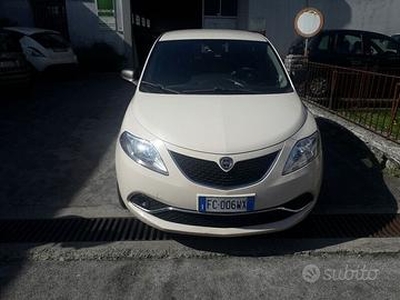 Lancia Ypsilon 1.2 69 CV 5 porte GPL Ecochic ...