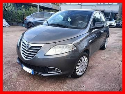 LANCIA YPSILON 1.3/95cv GARANZIA/RATE/PERMUTE MOTO