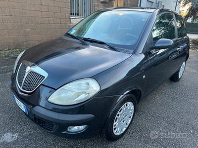 LANCIA Ypsilon anno 2005 perfetta di meccanica