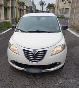 LANCIA Ypsilon TRATTABILE