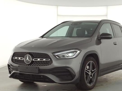 MERCEDES-BENZ GLA 180 d Automatic Premium Diesel