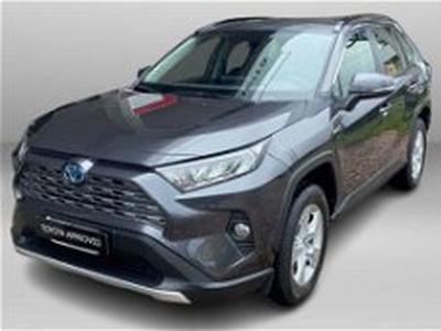 Toyota RAV4 HV (218CV) E-CVT 2WD Active del 2020 usata a Osnago