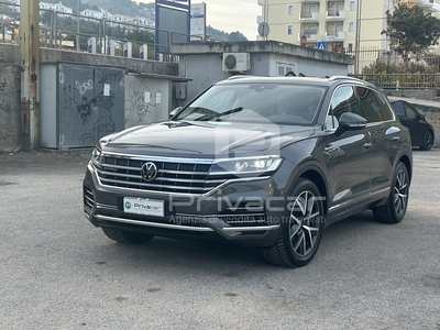 VOLKSWAGEN Touareg 3.0 V6 TSI eHybrid Atmosphere