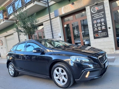 Volvo V40 Cross Country D2 1.6 Powershift Business usato